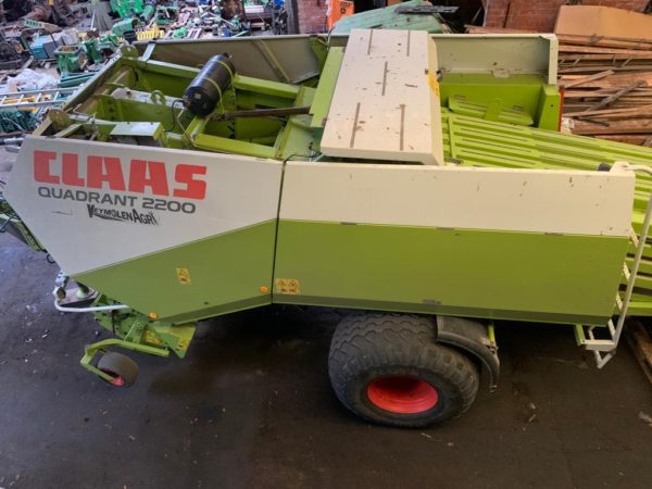 abrassart-presse-cubique-claas-occasion-quadrant-2200 (1)